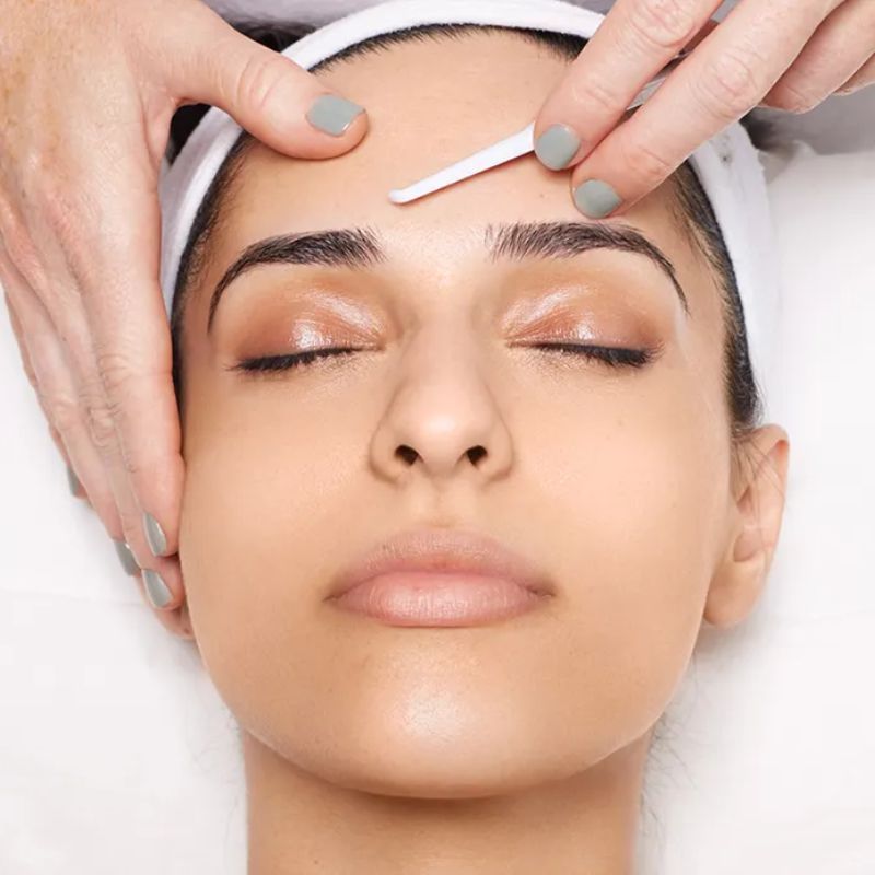 dermaplaning-hilton-head-img1 dermaplaning-hilton-head-img1